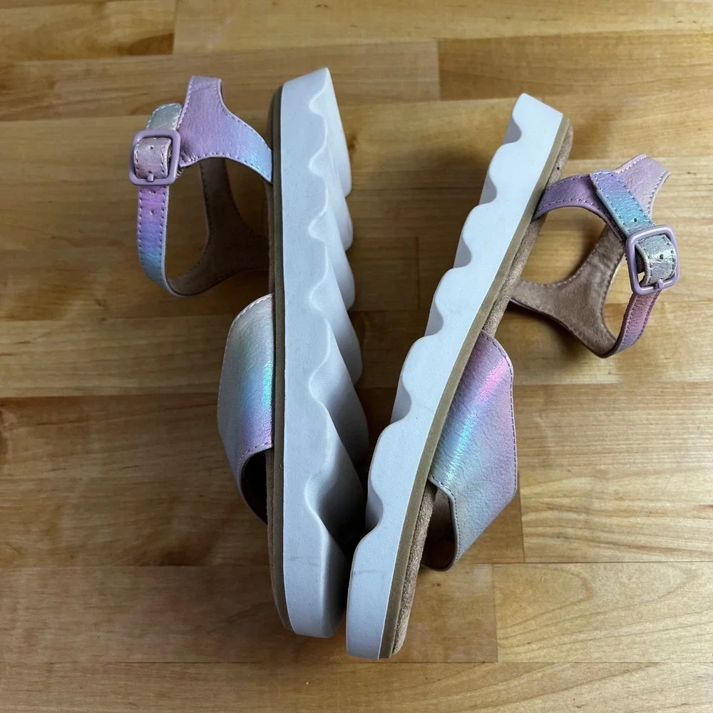 Cat & Jack‎ Girls' Iridescent Platform Sandals Adjustable Ankle Strap Size 4